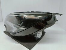 Laden Sie das Bild in den Galerie-Viewer, Frontscheinwerfer Opel Corsa F 9829522780 39162653L1779 Links Headlight SCH6700628415dm