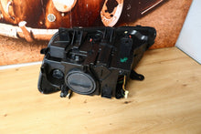 Laden Sie das Bild in den Galerie-Viewer, Frontscheinwerfer BMW X3 F25 7217294 Xenon Rechts Scheinwerfer Headlight SCH5745205818vl