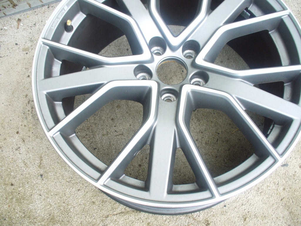 1x Alufelge 19 Zoll 8.5" 5x112 40ET Matt Graphit 8W0601025DH Audi Super FEL9906407829po