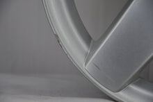 Load image into Gallery viewer, 1x Alufelge 17 Zoll 7.0" 5x108 48ET Glanz Peugeot Rim Wheel FEL2524022338ci