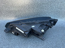 Laden Sie das Bild in den Galerie-Viewer, Frontscheinwerfer Skoda Superb III 3V1941016C LED Rechts Scheinwerfer Headlight