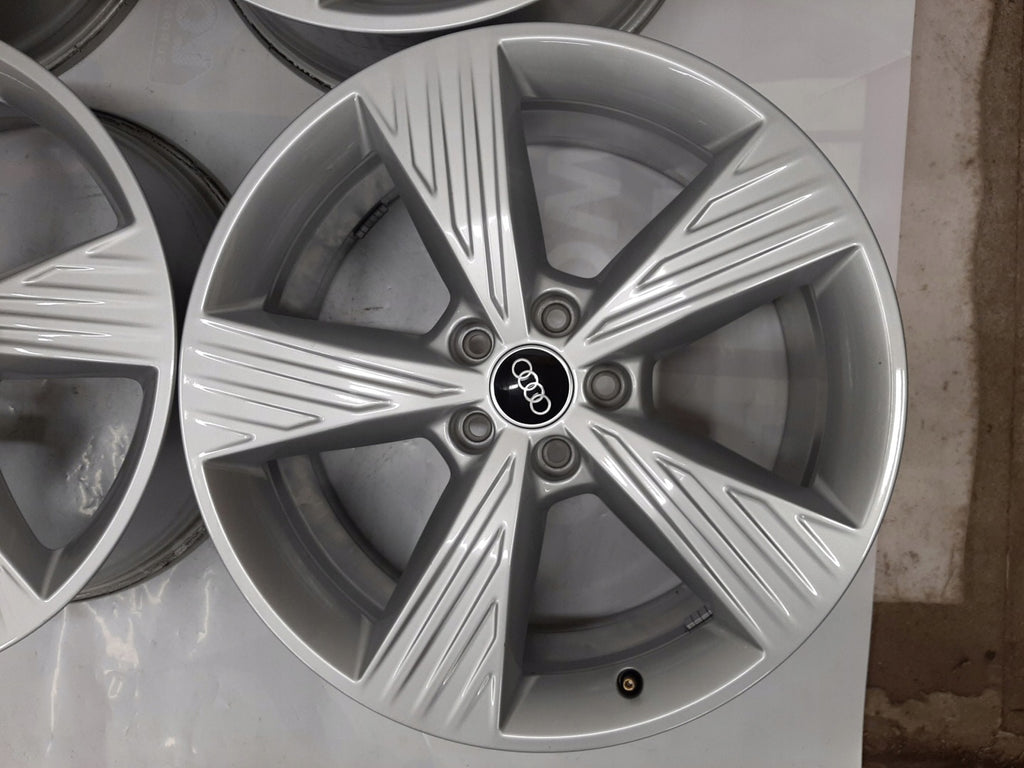 4x Alufelge 19 Zoll 8.0" 5x112 45ET 89A601025B Audi E-Tron Rim Wheel FEL6329499678ga