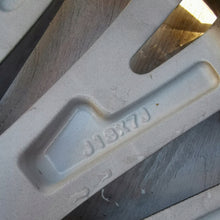 Load image into Gallery viewer, 1x Alufelge 18 Zoll 7.0" 5x114.3 38ET Glanz Schwarz Mitsubishi I Rim Wheel FEL9373856760jl