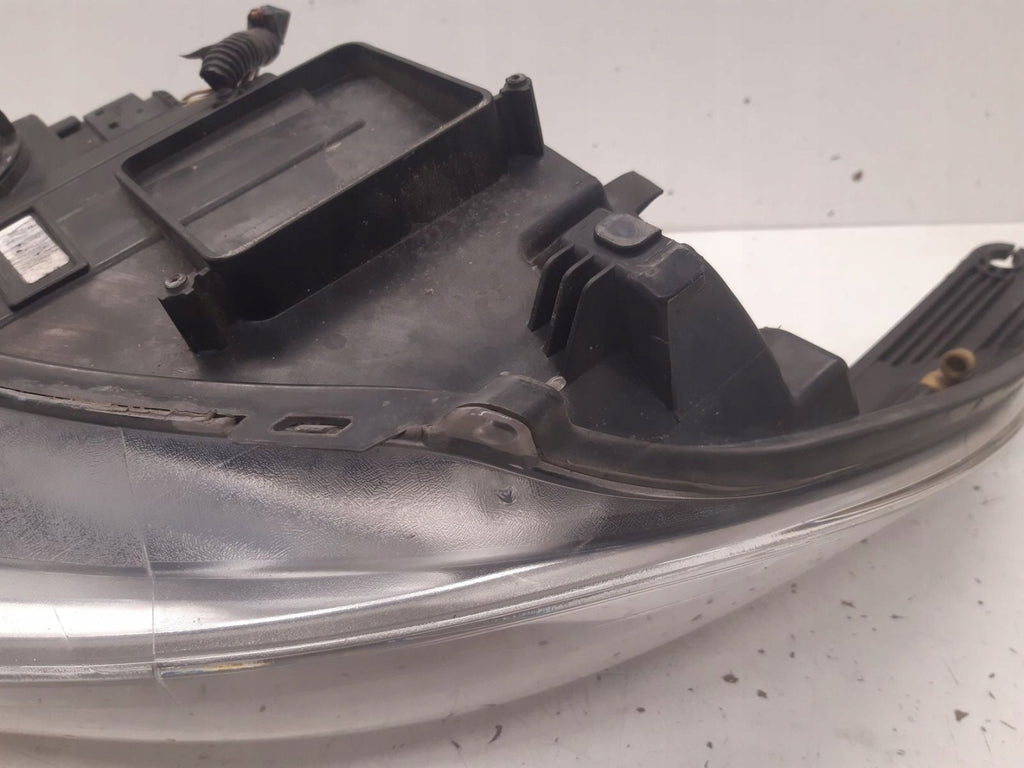 Frontscheinwerfer Ford Focus BM51-13W029-NB Rechts Scheinwerfer Headlight SCH8415307682is