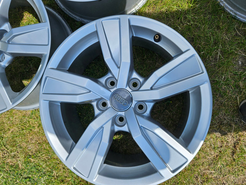 4x Alufelge 16 Zoll 7.0" 5x112 35ET Glanz Silber 8W0601025A Audi A4 Rim Wheel FEL7523527977hy