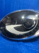 Laden Sie das Bild in den Galerie-Viewer, Frontscheinwerfer VW Beetle 5C1941031E Links Scheinwerfer Headlight SCH2926239679wg