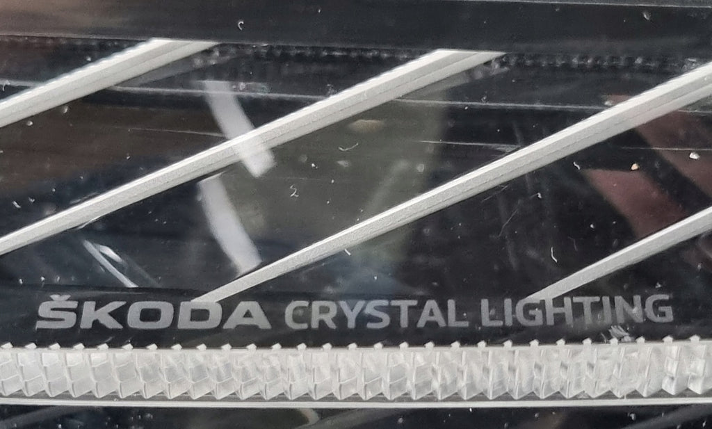 Frontscheinwerfer Skoda Karoq 57B941035 LED Links Scheinwerfer Headlight SCH9894605537kb
