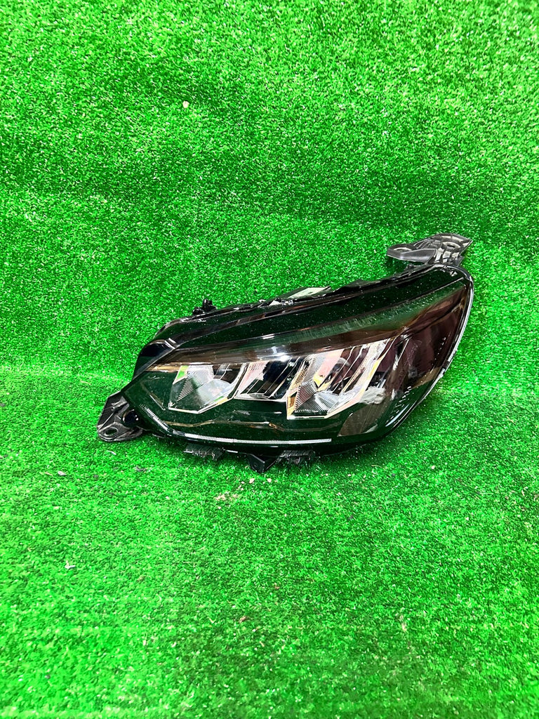 Frontscheinwerfer Peugeot 2008 208 II 9833036380 LED Links Headlight