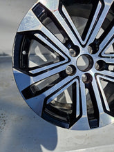 Laden Sie das Bild in den Galerie-Viewer, 1x Alufelge 18 Zoll 7.0&quot; 5x114.3 35ET Toyota Rim Wheel