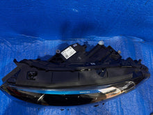 Laden Sie das Bild in den Galerie-Viewer, Frontscheinwerfer Mercedes-Benz Eqa Eqb A2439068900 Links Scheinwerfer Headlight SCH3442706266rh