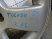 Laden Sie das Bild in den Galerie-Viewer, 4x Alufelge 15 Zoll &quot; 5x100 Seat Toledo Golf Rim Wheel