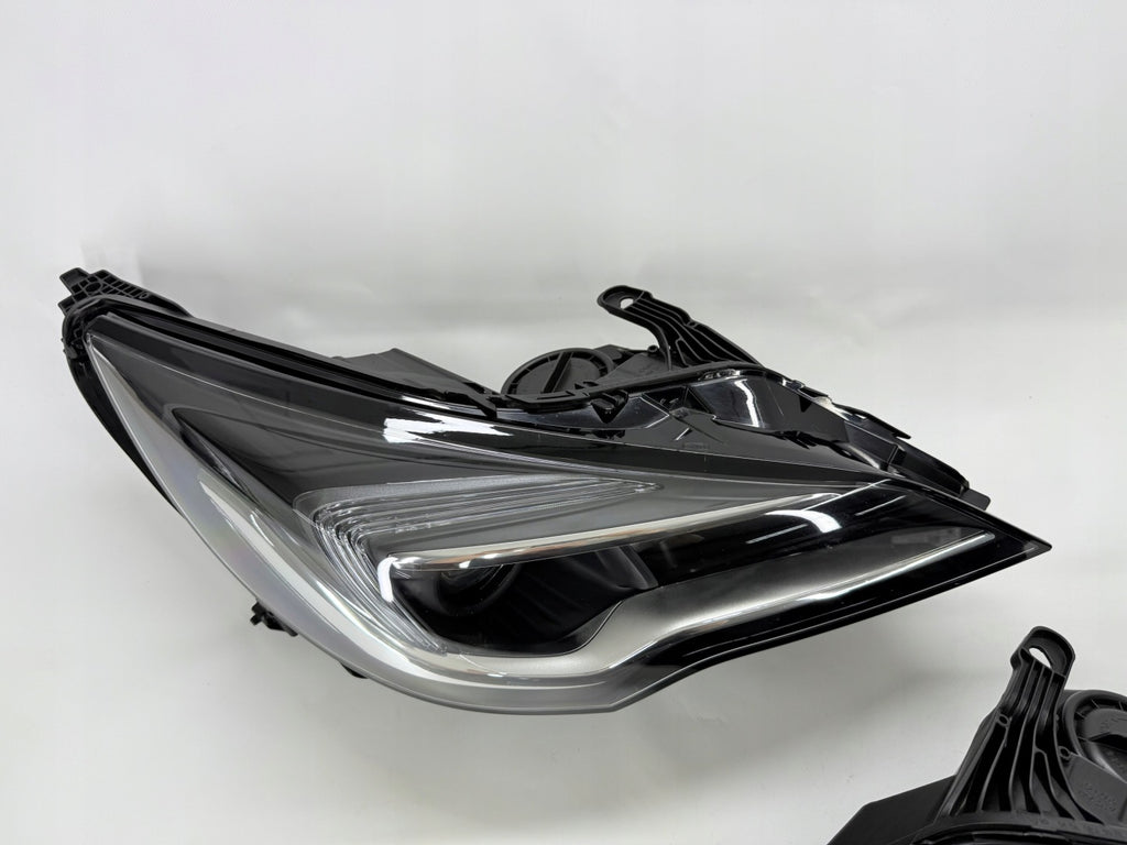 Frontscheinwerfer Opel Astra K 7960400005 39158005 Ein Satz Headlight SCH2807736608fx