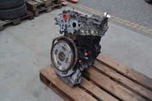 Load image into Gallery viewer, Motor Mercedes-Benz Nissan I 699301 699300 YS23 2.3 DCI 92TKm Diesel Unkomplett MOT6543037786xl