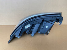 Laden Sie das Bild in den Galerie-Viewer, Frontscheinwerfer Renault Master 260607867R Links Scheinwerfer Headlight SCH4802654657hn