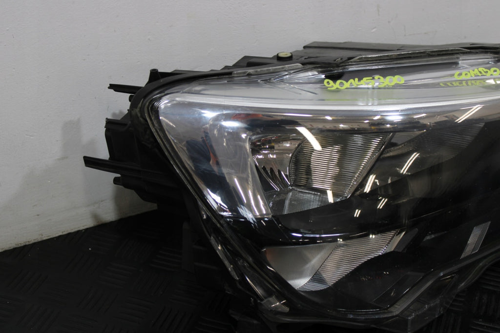 Frontscheinwerfer Opel E Combo 9816825480 Rechts Scheinwerfer Headlight SCH8406506980ih