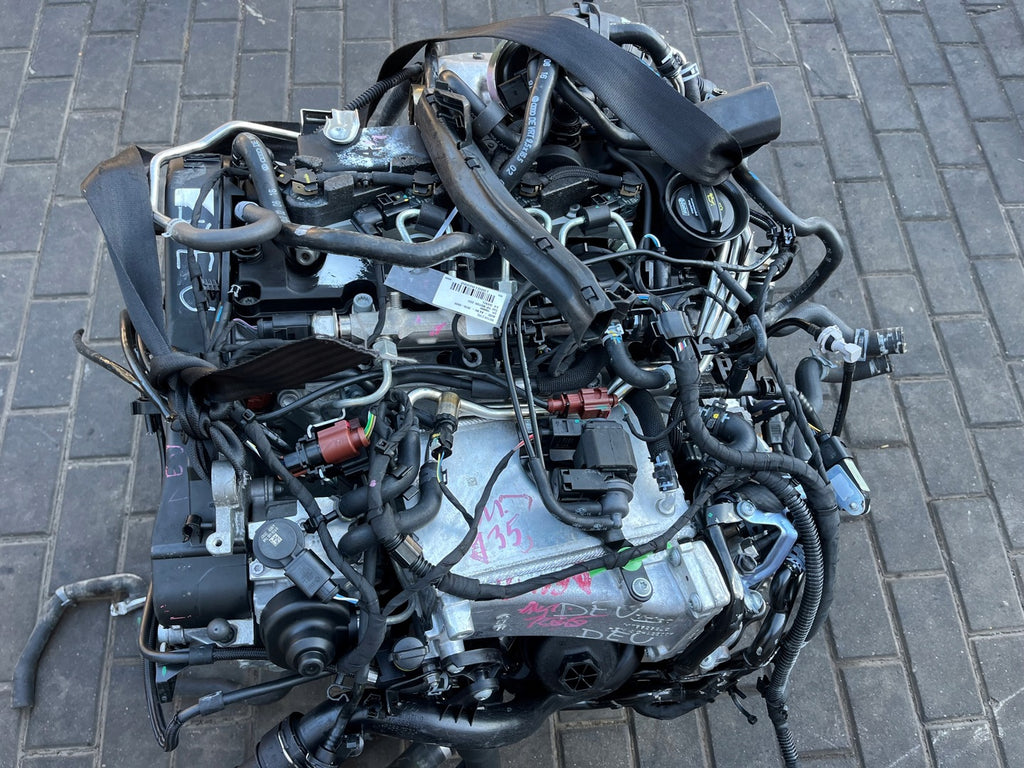 Motor Audi A4 B9 DEU 2.0 TDI Diesel Engine Komplett