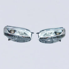 Laden Sie das Bild in den Galerie-Viewer, Frontscheinwerfer Peugeot Expert Traveller 9808573580 Xenon Ein Satz Headlight