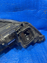 Laden Sie das Bild in den Galerie-Viewer, Frontscheinwerfer Opel Zafira C 13399860 Xenon Links Scheinwerfer Headlight