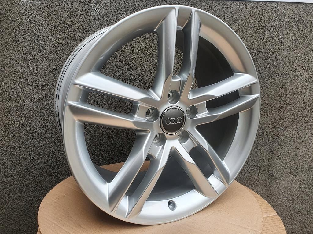 1x Alufelge 18 Zoll 9.0" 5x112 52ET Glanz Silber 8J0601025AN Audi Tt Rim Wheel