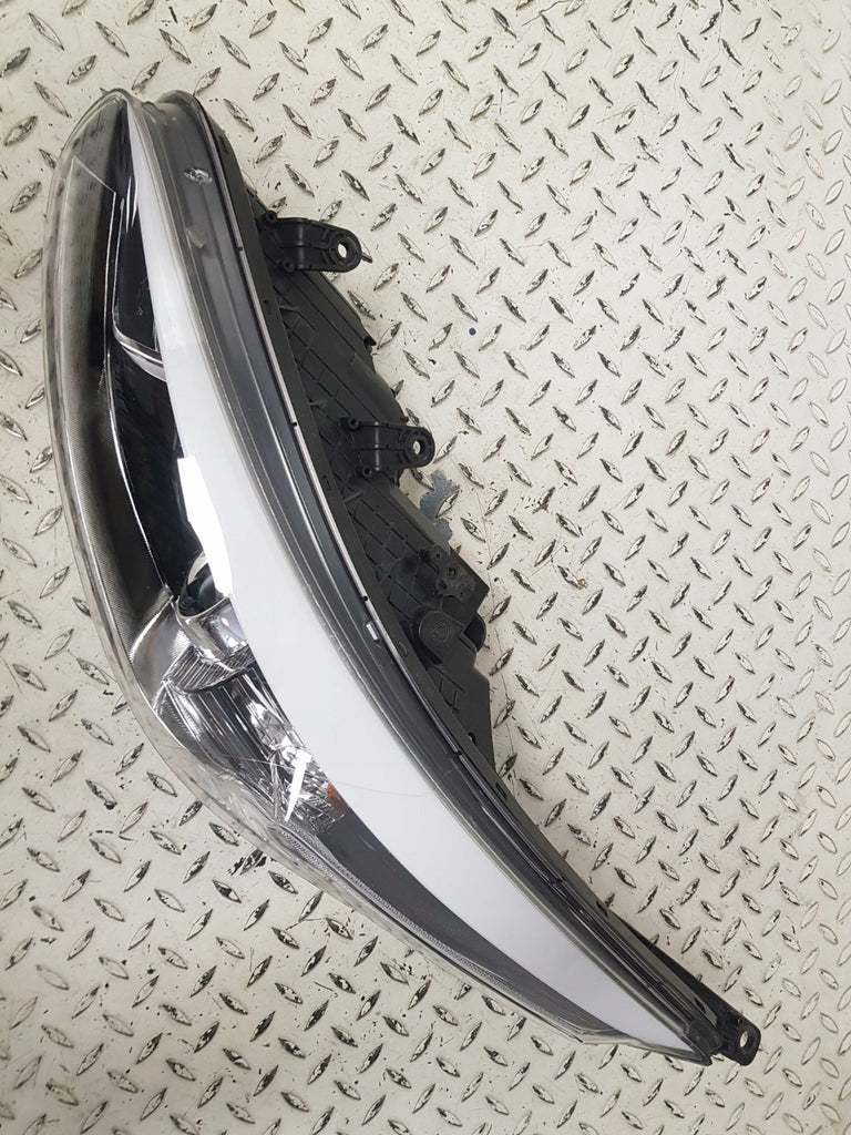 Frontscheinwerfer Kia Ceed 92101-A2010 92101A2010 Ein Stück (Rechts oder Links)