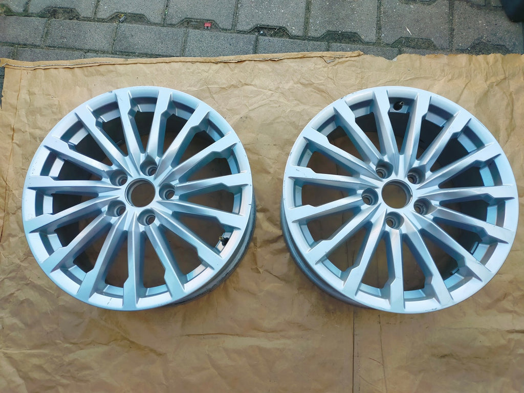 1x Alufelge 17 Zoll 7.0" 45ET 81A601025A Audi Rim Wheel