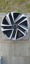 Laden Sie das Bild in den Galerie-Viewer, 1x Alufelge 18 Zoll 7.0" 5x112 43ET Glanz Schwarz 5FJ601025C Seat Tarraco Kn2 FEL3335999988of