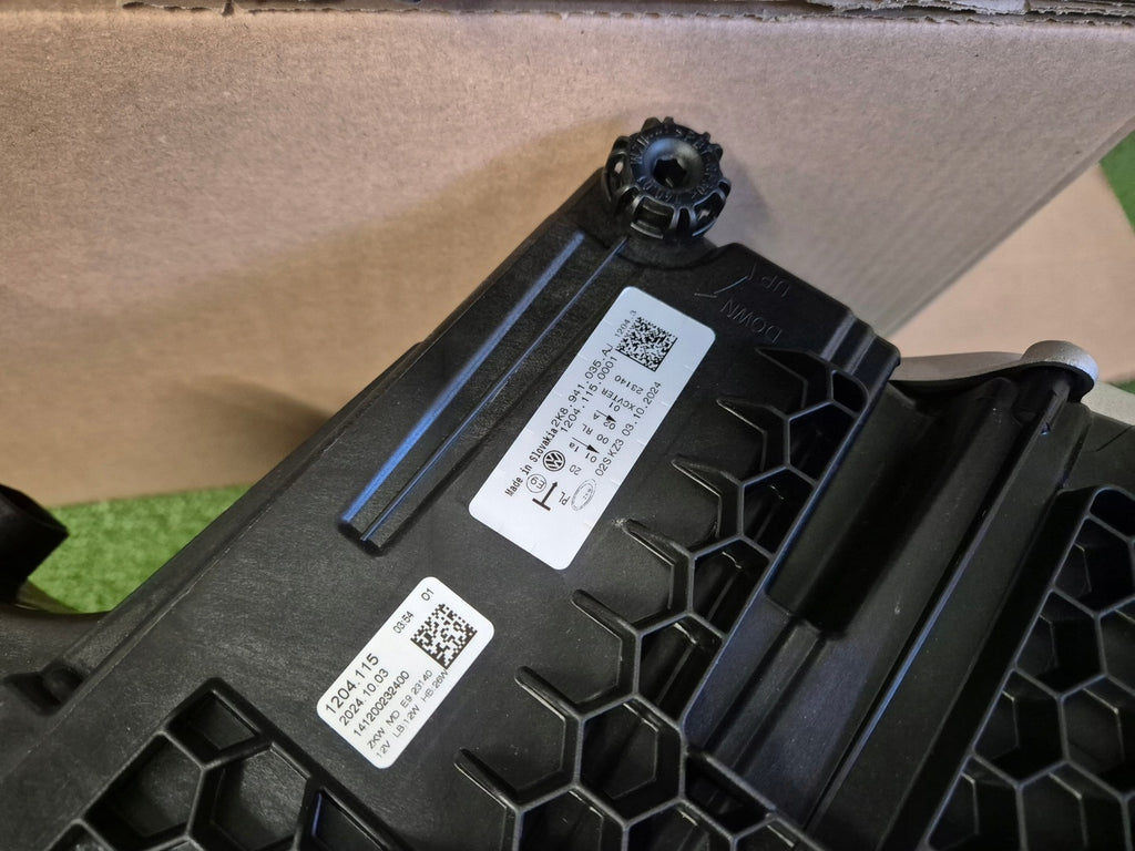 Frontscheinwerfer VW Caddy 2K8941035AJ 2K8941036AJ Full LED Ein Satz Headlight SCH5103668463zn