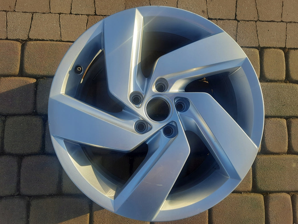 1x Alufelge 17 Zoll 7.5" 5x112 51ET VW Golf Rim Wheel