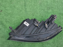 Load image into Gallery viewer, Frontscheinwerfer VW Passat B8 3G1941035P Full LED Links Scheinwerfer Headlight SCH3284398509rx