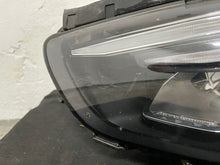 Laden Sie das Bild in den Galerie-Viewer, Frontscheinwerfer Mercedes-Benz W247 A2479061305 Full LED Links Headlight