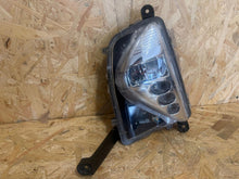 Laden Sie das Bild in den Galerie-Viewer, Frontscheinwerfer Toyota Prius Links Scheinwerfer Headlight SCH3744771515qn