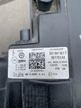 Load image into Gallery viewer, Frontscheinwerfer VW Passat B8 3G1941081T Full LED Links Scheinwerfer Headlight SCH4550439719ny