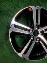 Laden Sie das Bild in den Galerie-Viewer, 1x Alufelge 17 Zoll 7.5" 5x108 44ET 9677989777 Peugeot 308 Rim Wheel FEL9035506684ir