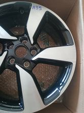 Load image into Gallery viewer, 1x Alufelge 17 Zoll 7.0" 5x114.3 40ET Glanz Schwarz D0C00-4EA8A Nissan X-Trail I FEL1612589324aj
