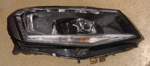 Load image into Gallery viewer, Frontscheinwerfer VW Caddy 2K1941040A Xenon Rechts Scheinwerfer Headlight SCH3129074736in