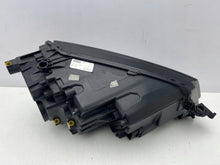 Laden Sie das Bild in den Galerie-Viewer, Frontscheinwerfer Skoda Karoq 9816990680 LED Links Scheinwerfer Headlight SCH2741364726jk