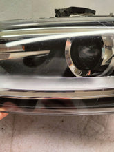 Laden Sie das Bild in den Galerie-Viewer, Frontscheinwerfer Audi Q3 8U0941031 Xenon Links Scheinwerfer Headlight