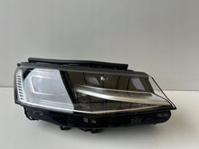 Load image into Gallery viewer, Frontscheinwerfer VW T7 7T1941082E Rechts Scheinwerfer Headlight SCH8555920428mr