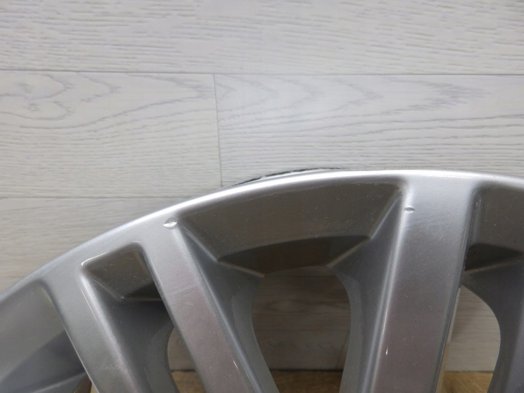 1x Alufelge 15 Zoll 5.5" 4x100 41ET Glanz Silber 1S0601025S VW Up Rim Wheel FEL4618112190zq