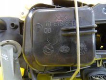 Load image into Gallery viewer, Frontscheinwerfer Audi A6 C5 Xenon Ein Stück (Rechts oder Links) Headlight