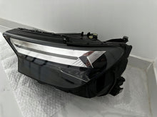 Laden Sie das Bild in den Galerie-Viewer, Frontscheinwerfer Audi E-Tron 89A941033 Links Scheinwerfer Headlight