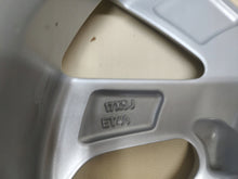 Laden Sie das Bild in den Galerie-Viewer, 1x Alufelge 17 Zoll 5.0&quot; 4x100 40ET CMS1210-6 Toyota Rim Wheel