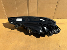 Load image into Gallery viewer, Frontscheinwerfer BMW IX I20 9851808 Laser Rechts Scheinwerfer Headlight SCH5259101997fz