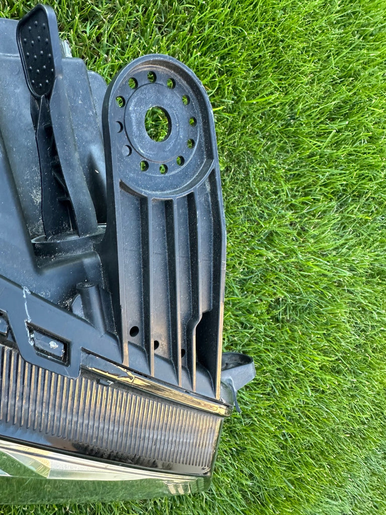 Frontscheinwerfer Dacia Sandero III 260104363R 260104363R260104363R LED Rechts SCH1422600093sp