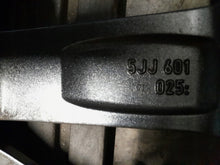 Laden Sie das Bild in den Galerie-Viewer, 1x Alufelge 17 Zoll 7.0" 5x100 46ET Glanz Grau 5JJ60025 Mg Rim Wheel FEL7805856778bb