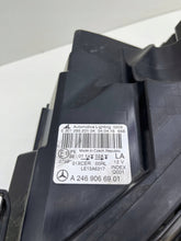 Laden Sie das Bild in den Galerie-Viewer, Frontscheinwerfer Mercedes-Benz W246 A2469066901 Full LED Links Headlight SCH2677952414yc