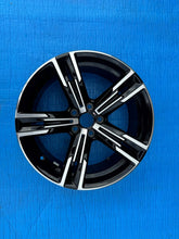 Laden Sie das Bild in den Galerie-Viewer, 1x Alufelge 18 Zoll 7.5" 5x112 25ET Glanz Schwarz 8746631 BMW G20 Rim Wheel FEL5691216910dr