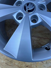 Laden Sie das Bild in den Galerie-Viewer, 1x Alufelge 16 Zoll 5x112 5E0601025C Skoda Octavia I Rim Wheel FEL2219403527ne