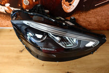 Laden Sie das Bild in den Galerie-Viewer, Frontscheinwerfer Mercedes-Benz W206 A2069067202 Rechts Scheinwerfer Headlight SCH9880318111xu