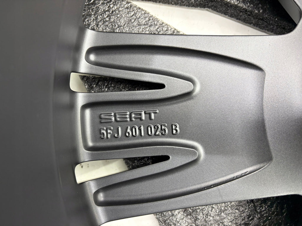 1x Alufelge 20 Zoll 8.0" 5x112 41ET 5FJ601025B Seat Tarraco Rim Wheel FEL5638002991ku